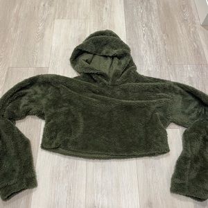 Sheik Fuzzy crop top jacket